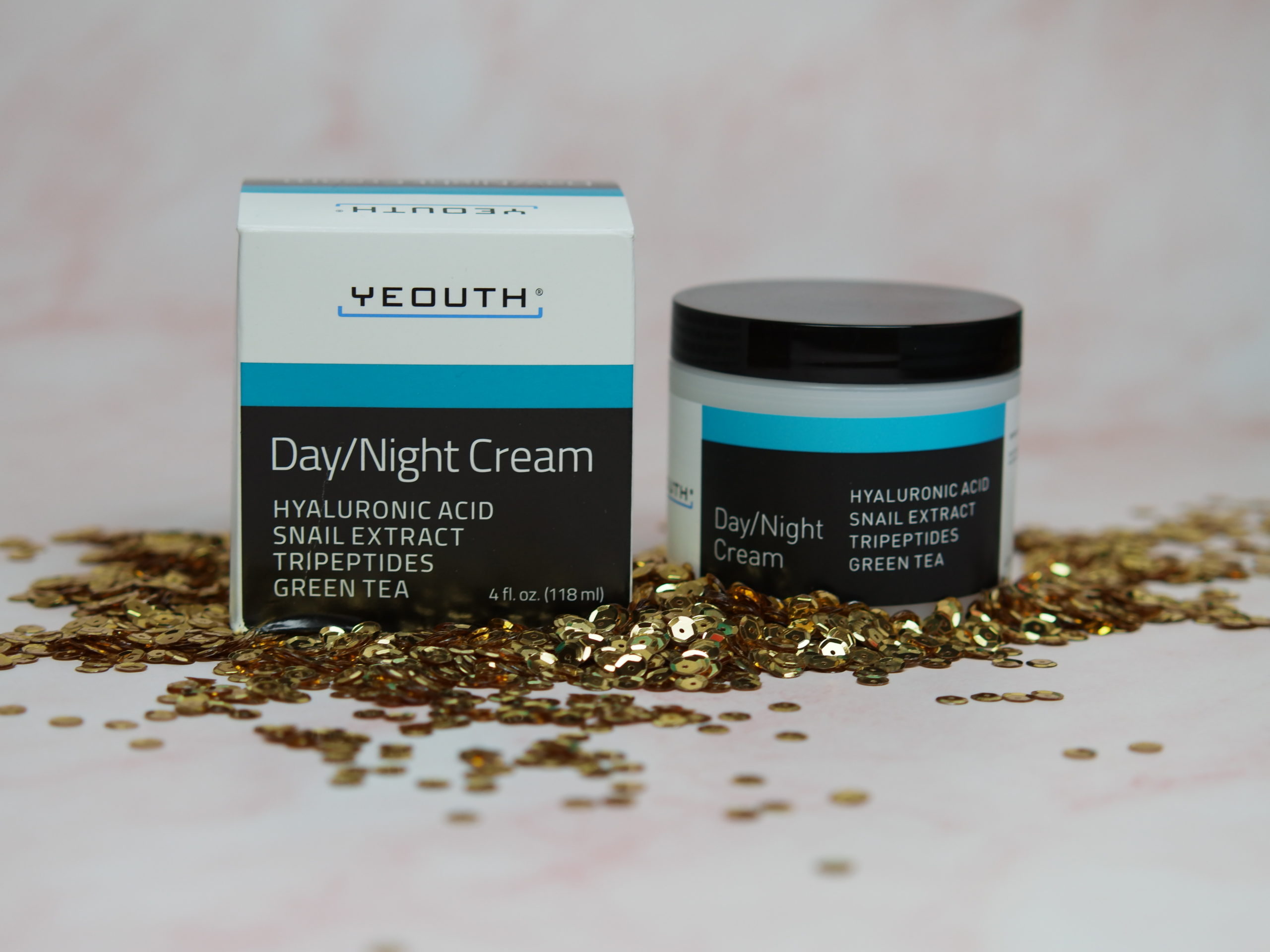 Day/night cream di YEOUTH